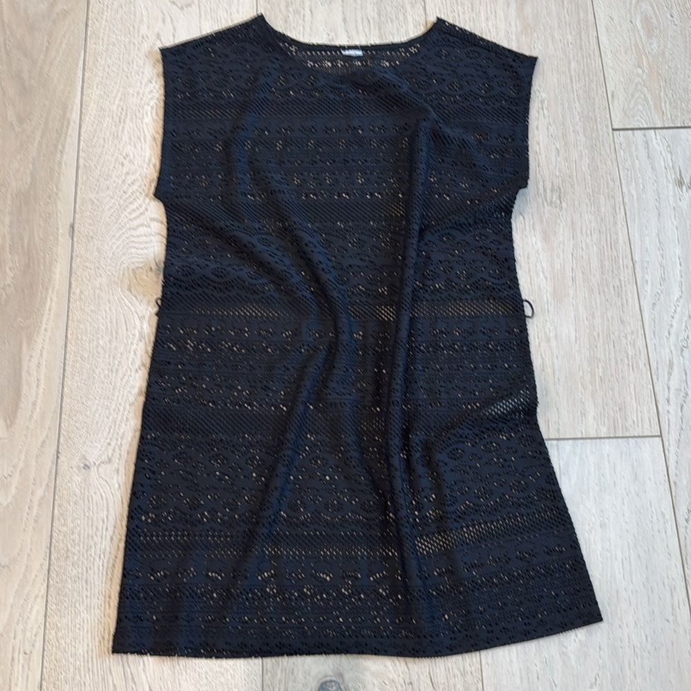 Women’s Eyelet Swimsuit Coverup in Black Size Large